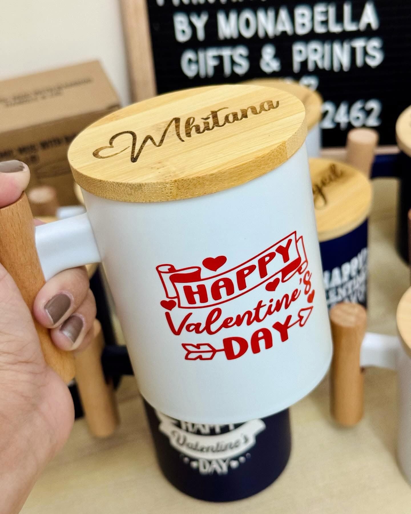 CERAMUC MUG W/ BAMBOO HANLDE & LID